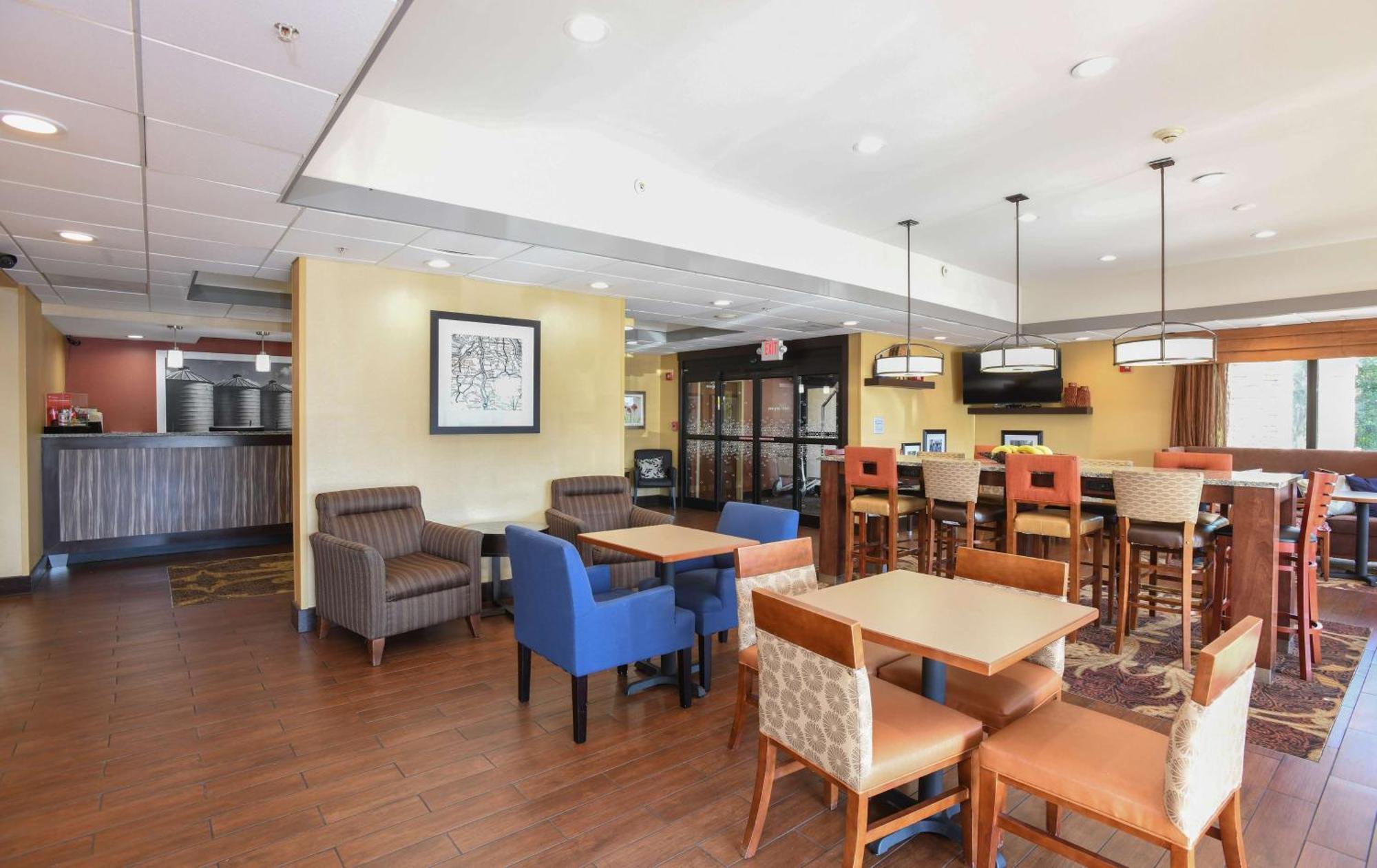Hampton Inn Dry Ridge Exteriér fotografie